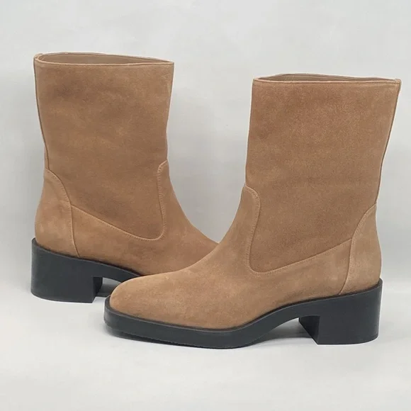 Stuart Weitzman Kaia 40MM Sport Suede Booties size 9
